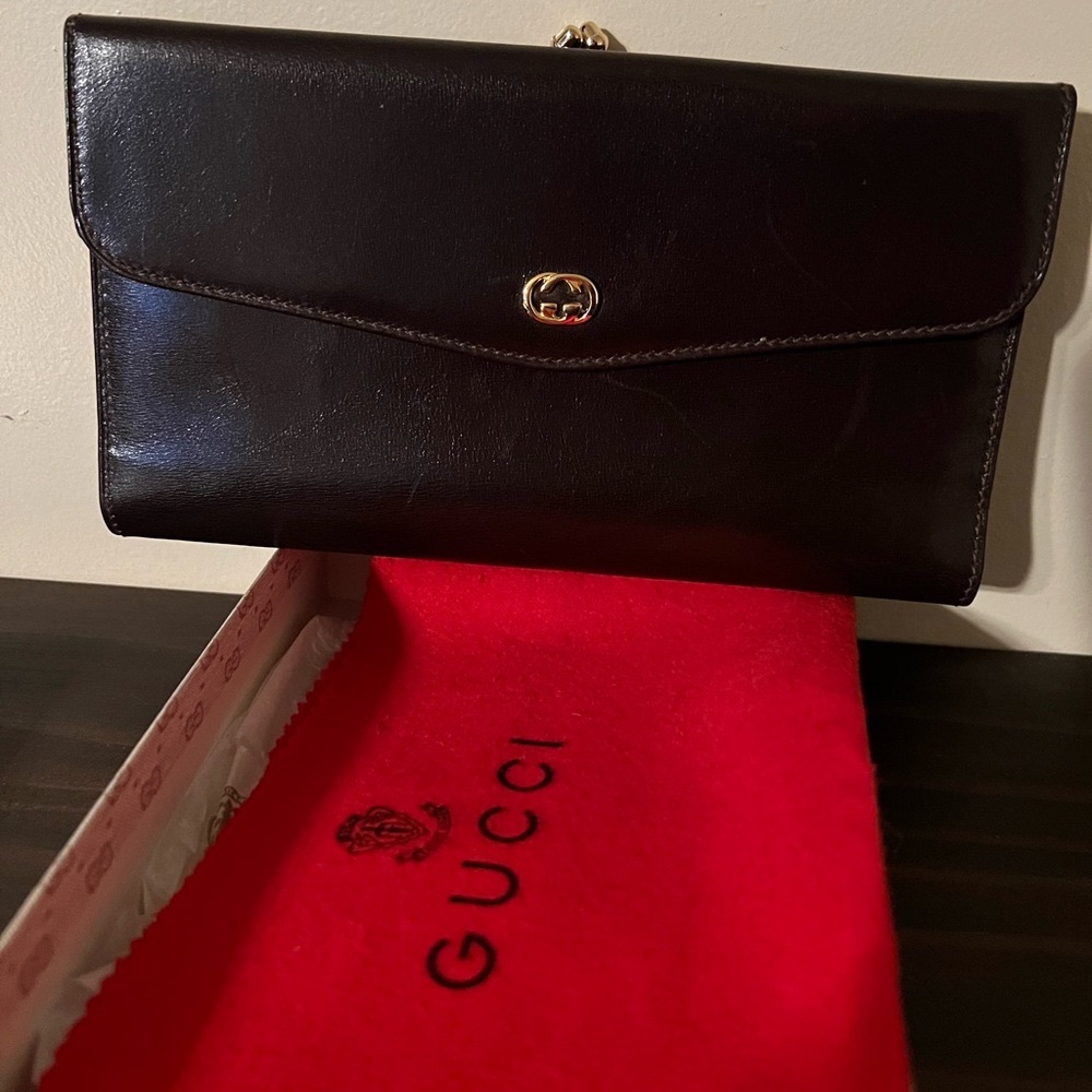 Brown leather long Gucci wallet